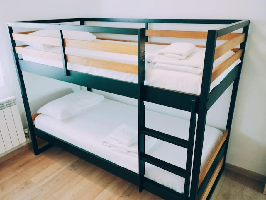 Precioso Apartamento En Pamplona Junto Al Centro Ngoại thất bức ảnh