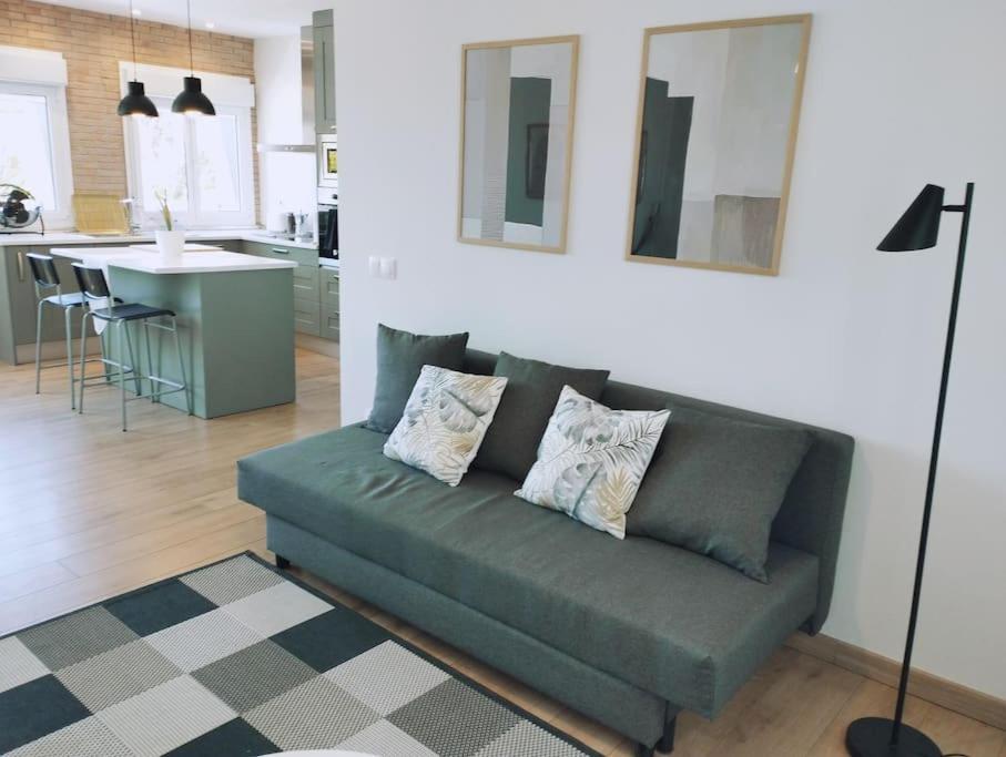 Precioso Apartamento En Pamplona Junto Al Centro Ngoại thất bức ảnh